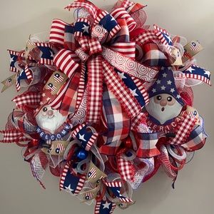 Welcome America Gnome Wreath